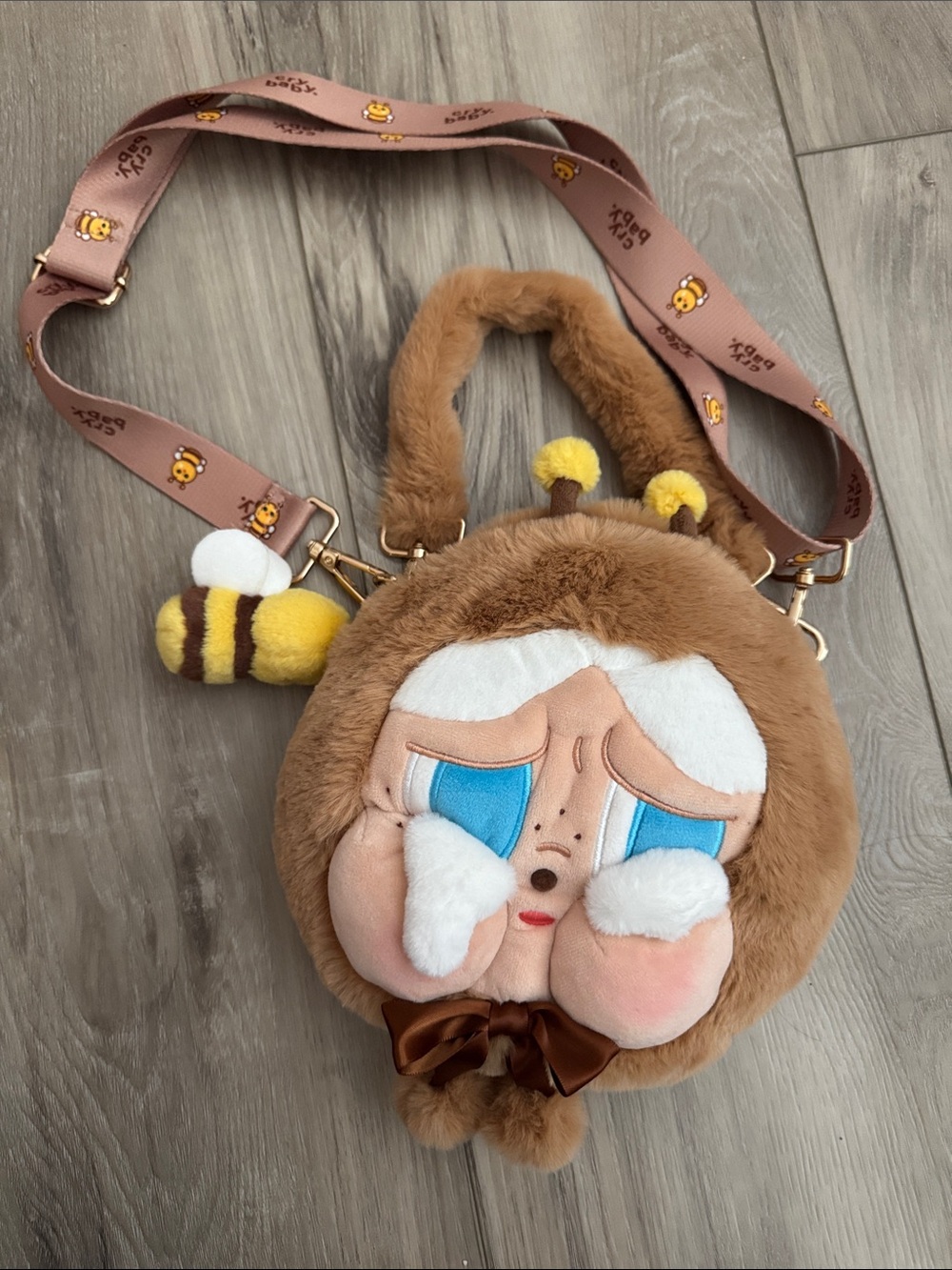 Crybaby Crying Again series Big Head bag - I'll bring you flower
